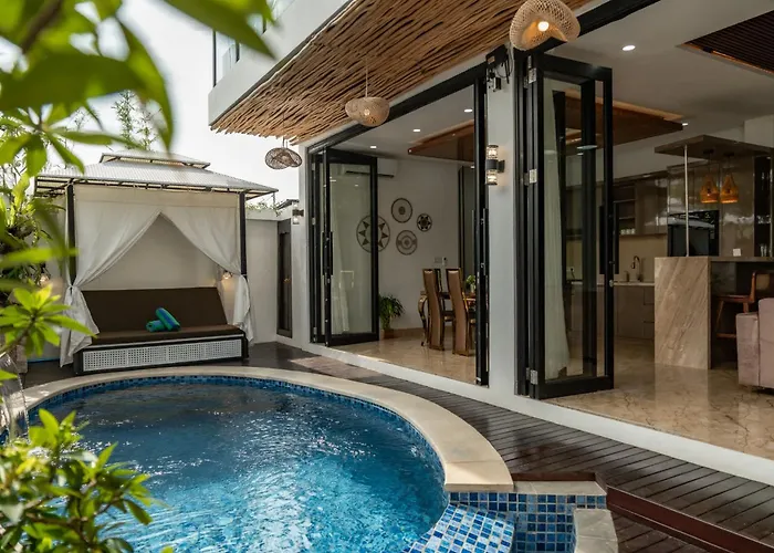 Private Luxury L Pool & L Nova Escapes