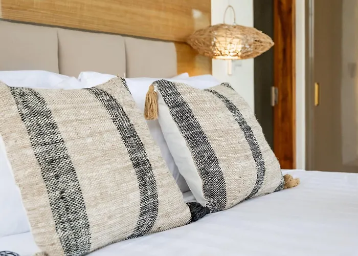 Private Luxury L Pool & L Nova Escapes Ubud