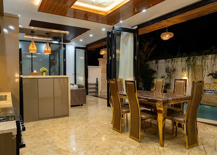 Private Luxury L Pool & L Nova Escapes Villa Ubud